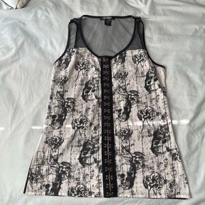 HOT TOPIC SKULL TOP